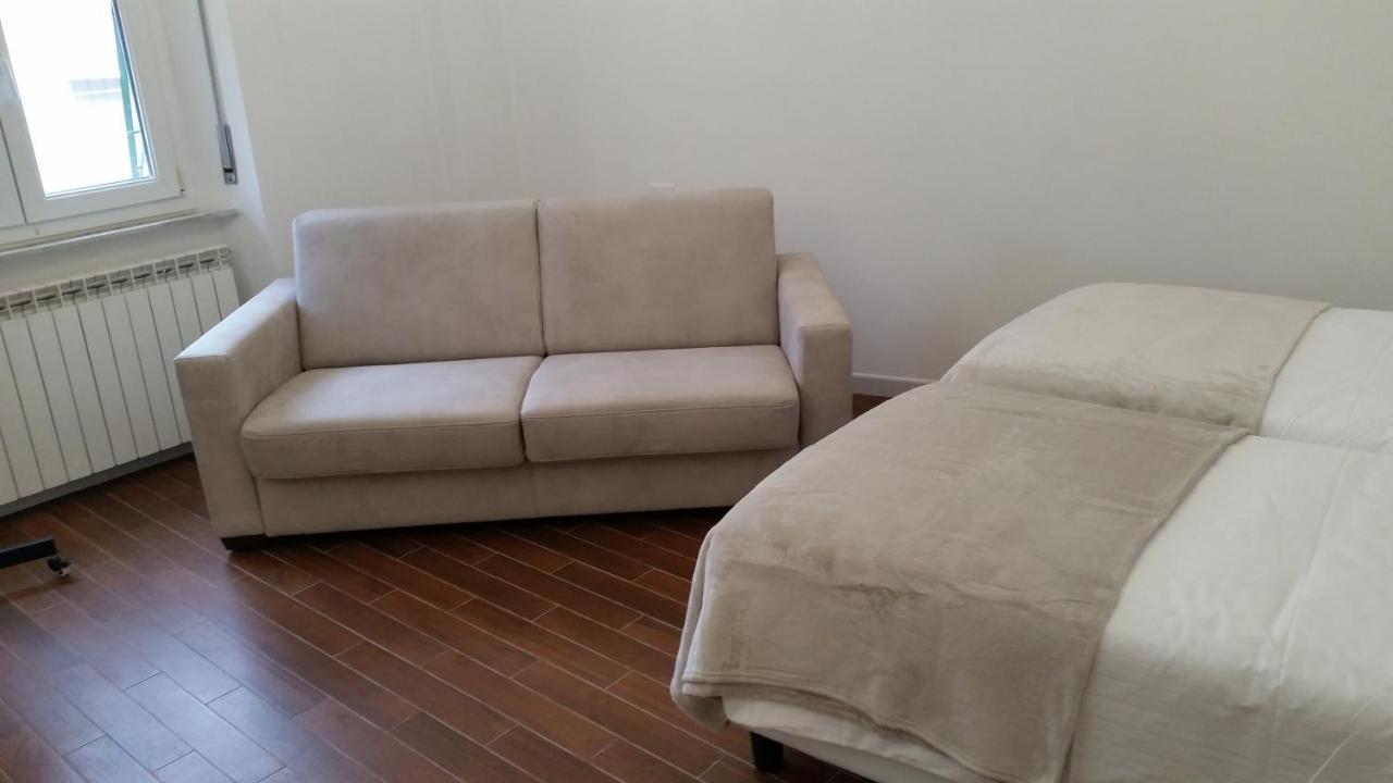 Апартаменты Isonzo Comfort Apartament Анкона Экстерьер фото